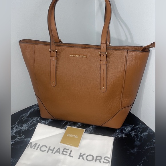 MICHAEL MICHAEL KORS Aria Large Brown Leather Tote Handbag AUTHENTIC NWT - Picture 2 of 10